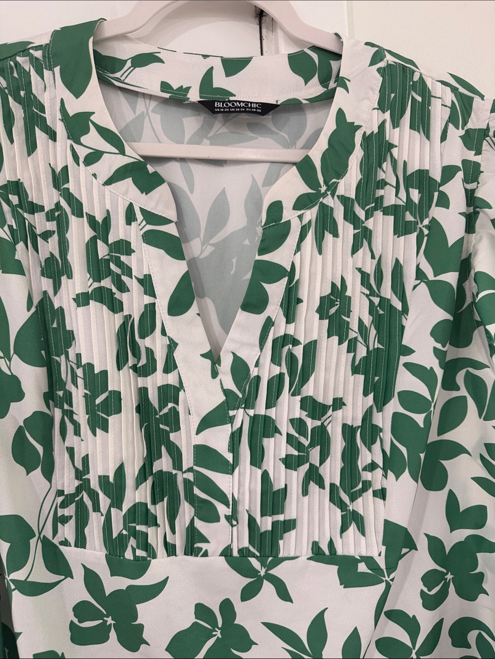 Bloomchic green floral blouse - Picture 4 of 4
